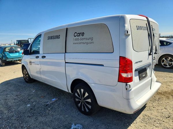 2020 MERCEDES-BENZ METRIS