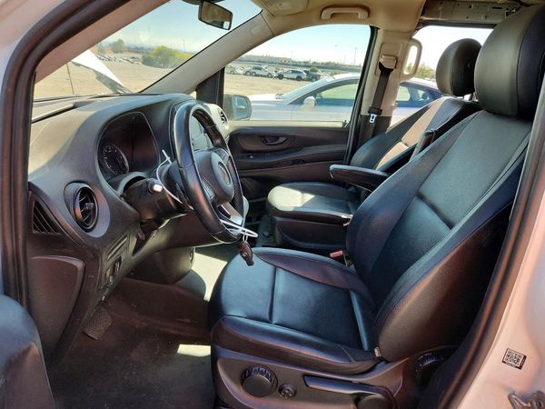 2020 MERCEDES-BENZ METRIS