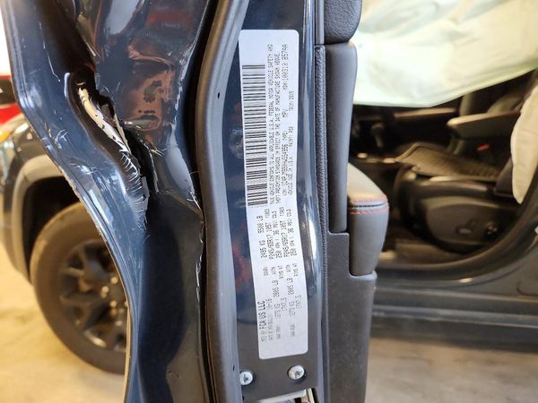 2017 JEEP CHEROKEE Trailhawk — VINS