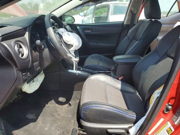 2017 TOYOTA COROLLA
