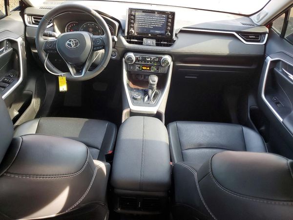 2020 TOYOTA RAV4 Limited