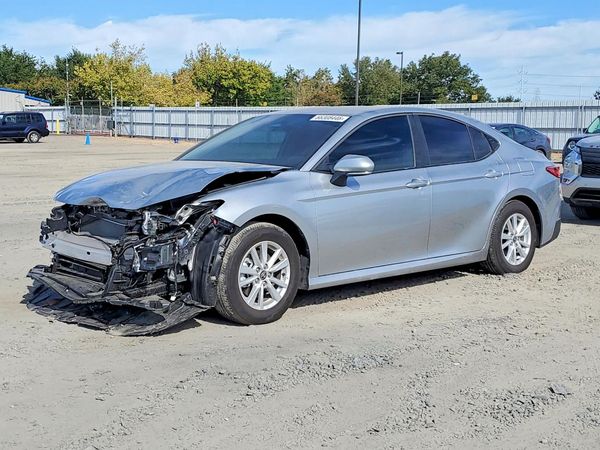 2026 TOYOTA CAMRY