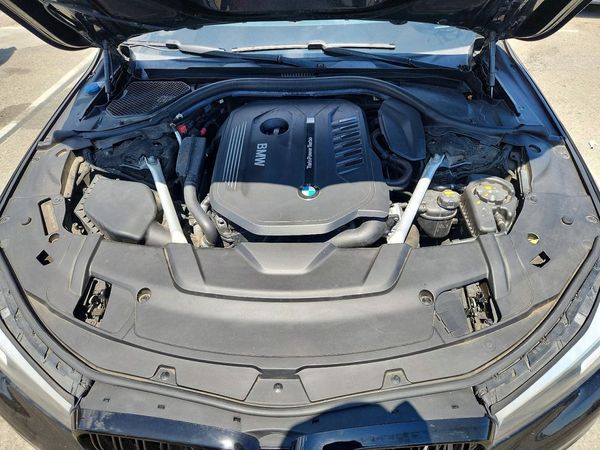 2019 BMW 740