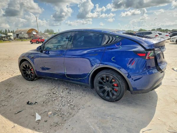 2020 TESLA MODEL Y