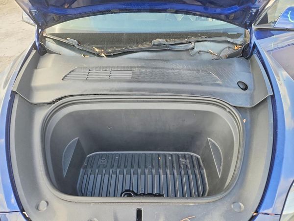 2020 TESLA MODEL Y