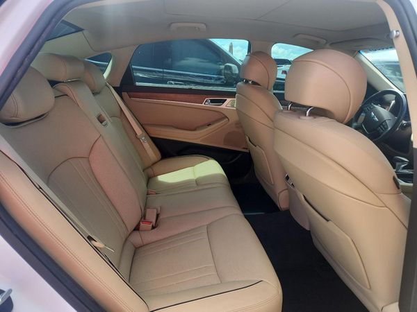 2018 GENESIS G80