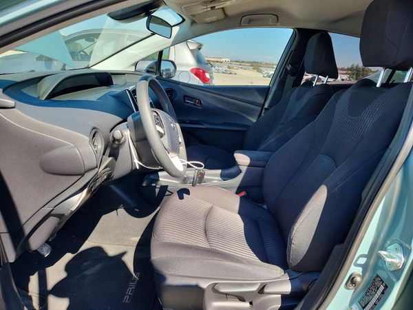 2017 TOYOTA PRIUS One/Two