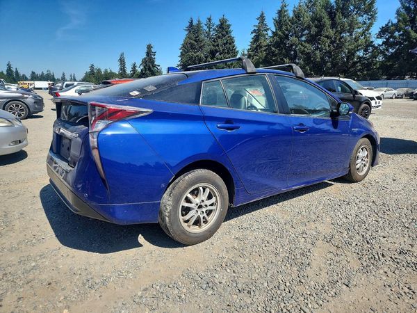 2017 TOYOTA PRIUS