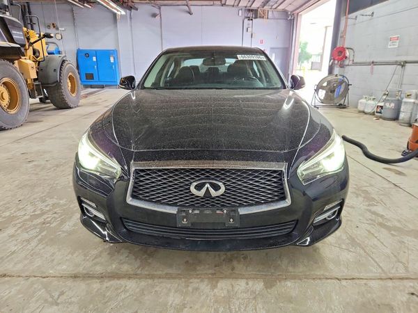 2015 INFINITI Q50