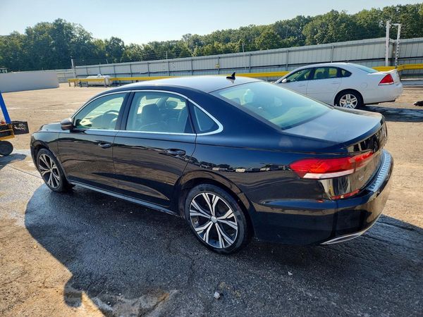 2021 VOLKSWAGEN PASSAT
