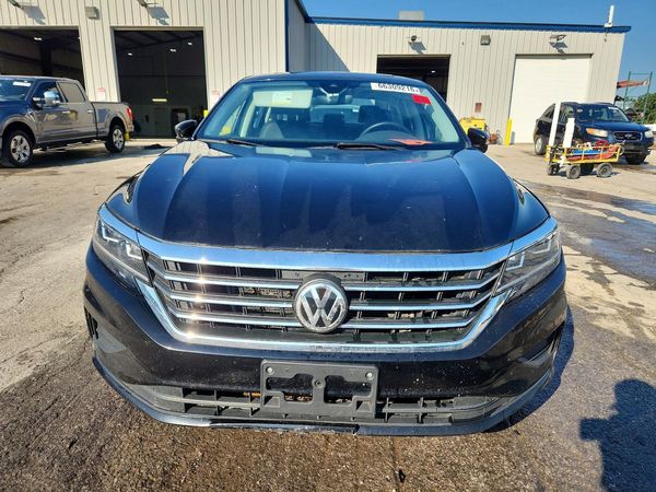 2021 VOLKSWAGEN PASSAT