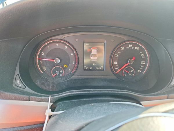 2021 VOLKSWAGEN PASSAT