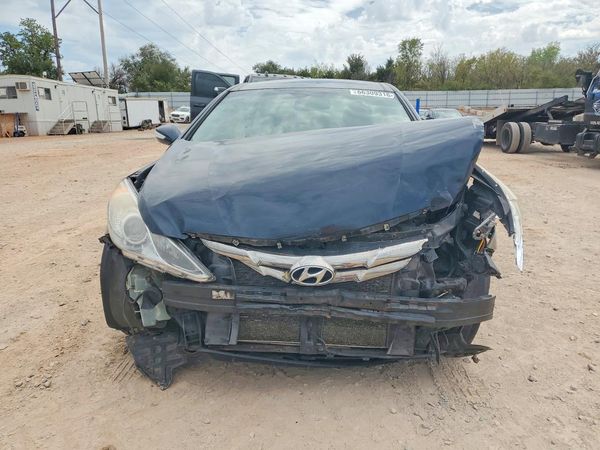 2012 HYUNDAI SONATA Middle level
