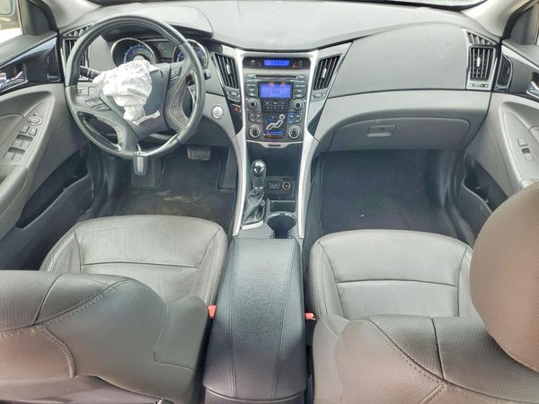 2012 HYUNDAI SONATA Middle level