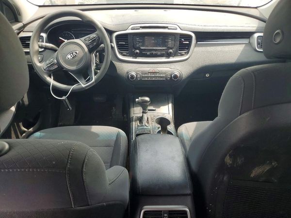 2018 KIA SORENTO L, LX
