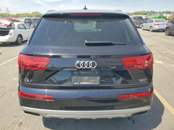2018 AUDI Q7 quattro Premium Plus