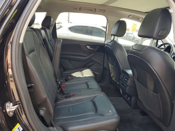 2018 AUDI Q7 quattro Premium Plus