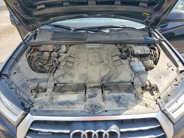 2018 AUDI Q7 quattro Premium Plus