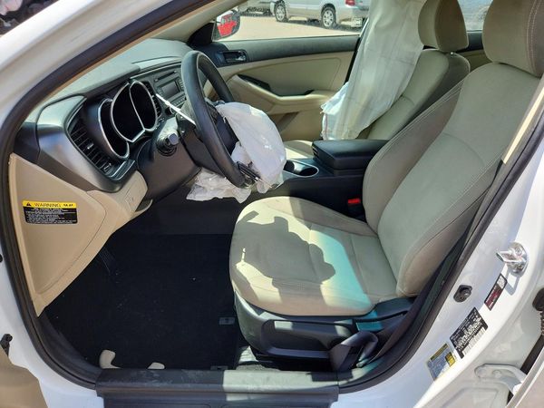 2014 KIA OPTIMA 2.4 LX STD/Conv