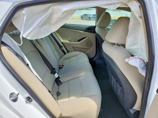 2014 KIA OPTIMA 2.4 LX STD/Conv