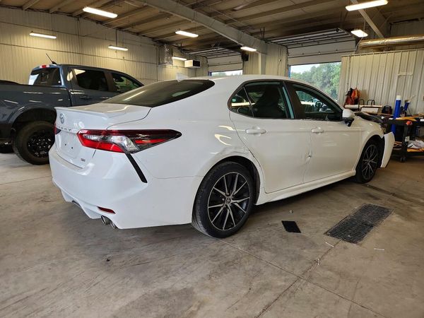 2021 TOYOTA CAMRY