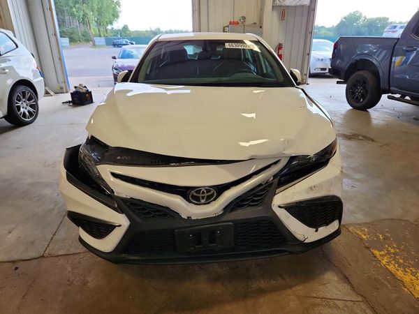 2021 TOYOTA CAMRY