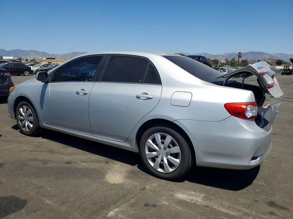 2013 TOYOTA COROLLA