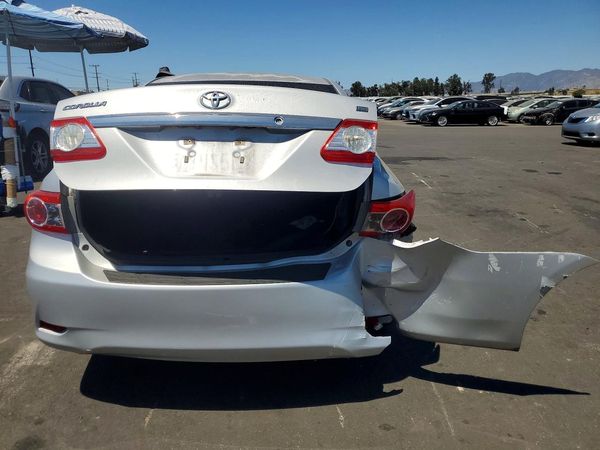 2013 TOYOTA COROLLA