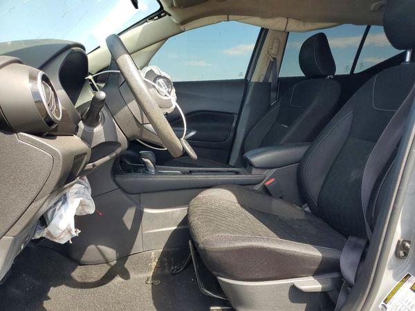 2021 NISSAN KICKS