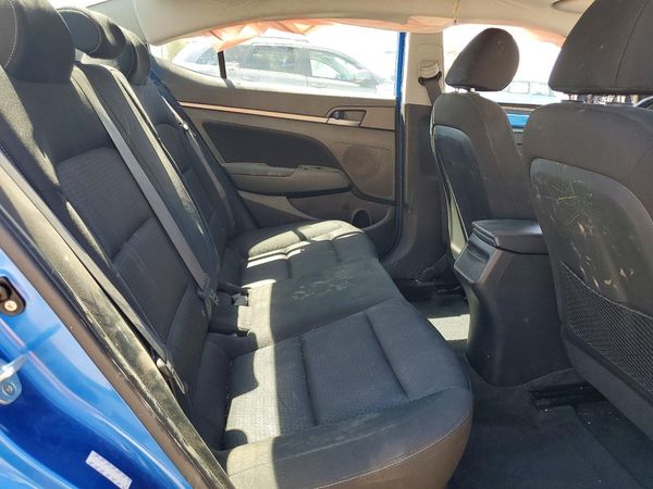 2017 HYUNDAI ELANTRA