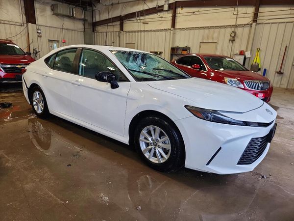 2025 TOYOTA CAMRY