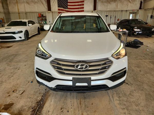 2017 HYUNDAI SANTA FE Base