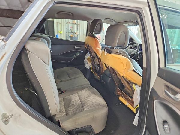 2017 HYUNDAI SANTA FE Base