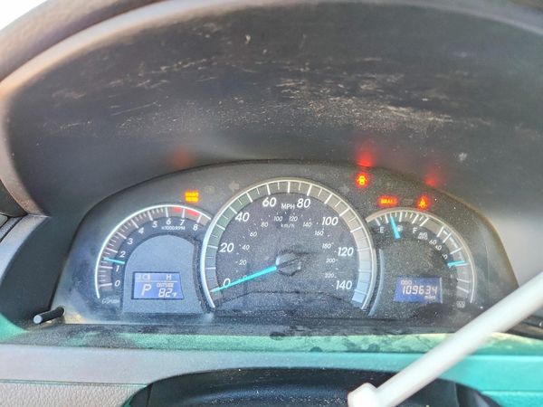 2014 TOYOTA CAMRY