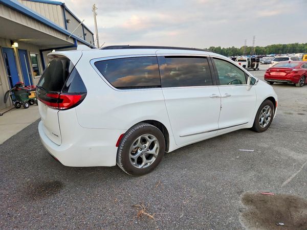2022 CHRYSLER PACIFICA Limited
