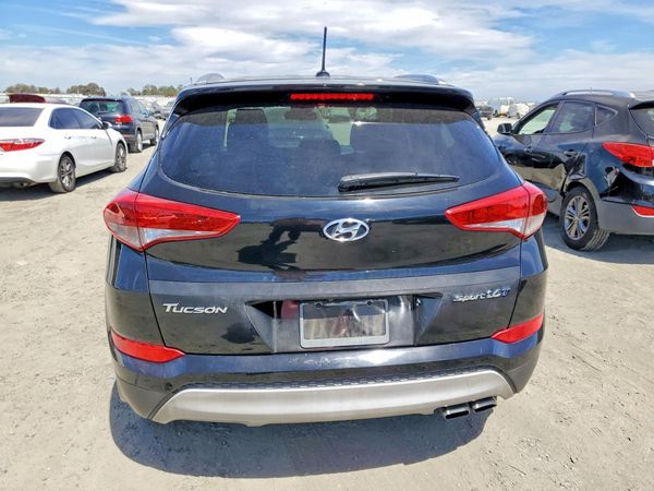 2017 HYUNDAI TUCSON