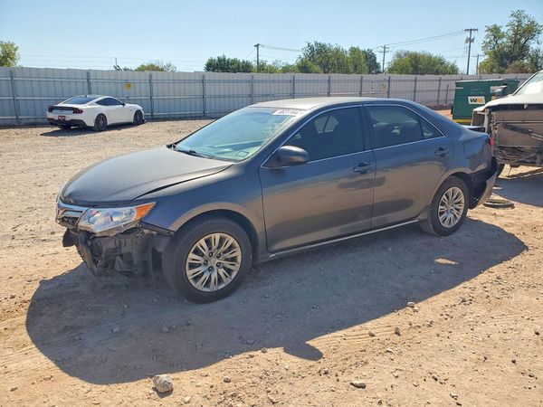 2012 TOYOTA CAMRY