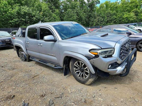 2020 TOYOTA TACOMA SR5 — Passenger 3/4