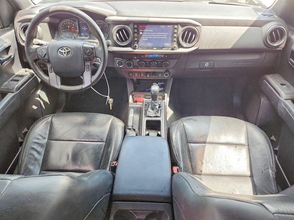 2020 TOYOTA TACOMA SR5 — CKPT
