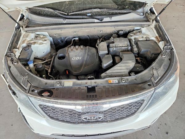 2013 KIA SORENTO Base / LX