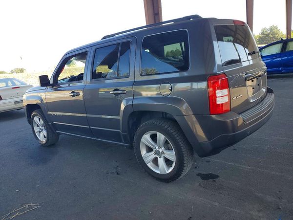 2016 JEEP PATRIOT Latitude