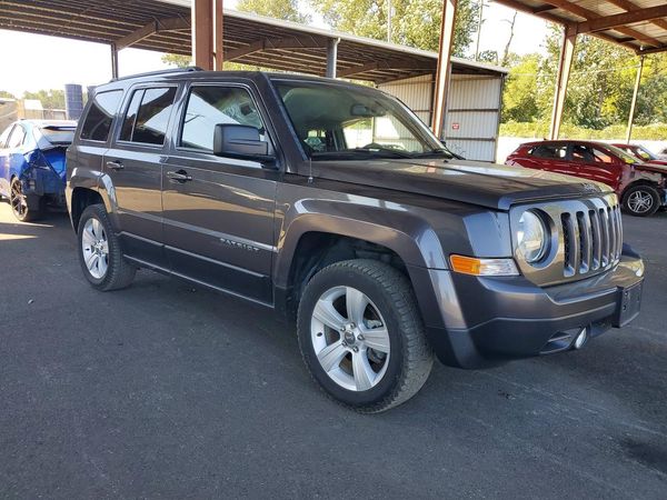 2016 JEEP PATRIOT Latitude