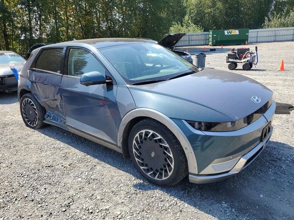 2024 HYUNDAI IONIQ — Passenger 3/4