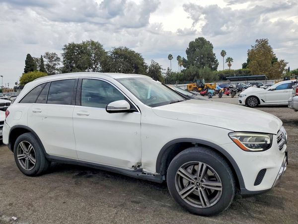 2020 MERCEDES-BENZ GLC