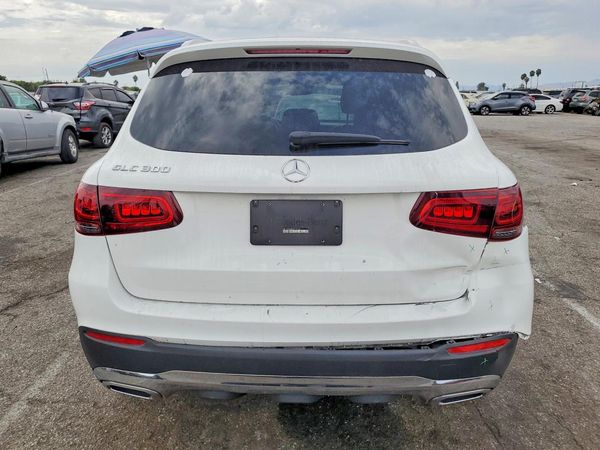 2020 MERCEDES-BENZ GLC
