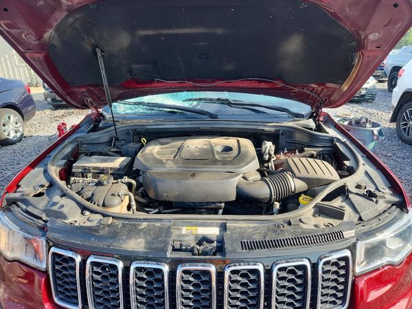 2018 JEEP GRAND CHEROKEE Laredo