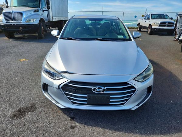 2017 HYUNDAI ELANTRA SE Base