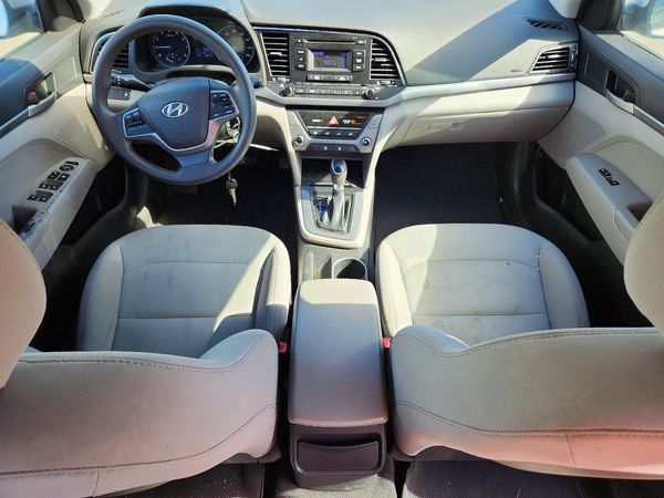 2017 HYUNDAI ELANTRA SE Base