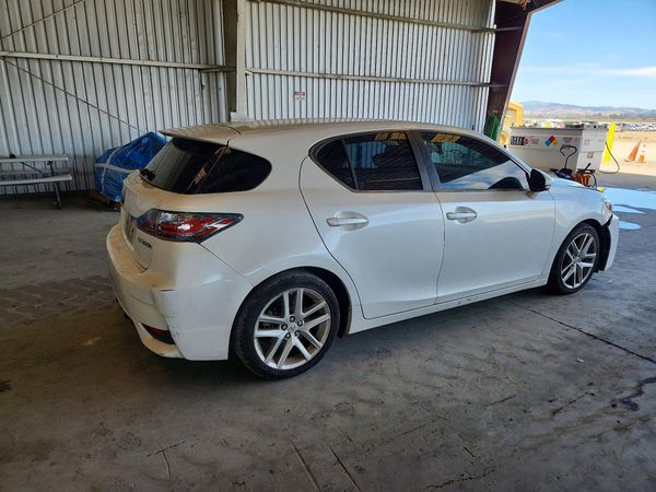 2016 LEXUS CT 200h