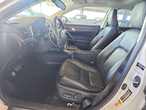 2016 LEXUS CT 200h
